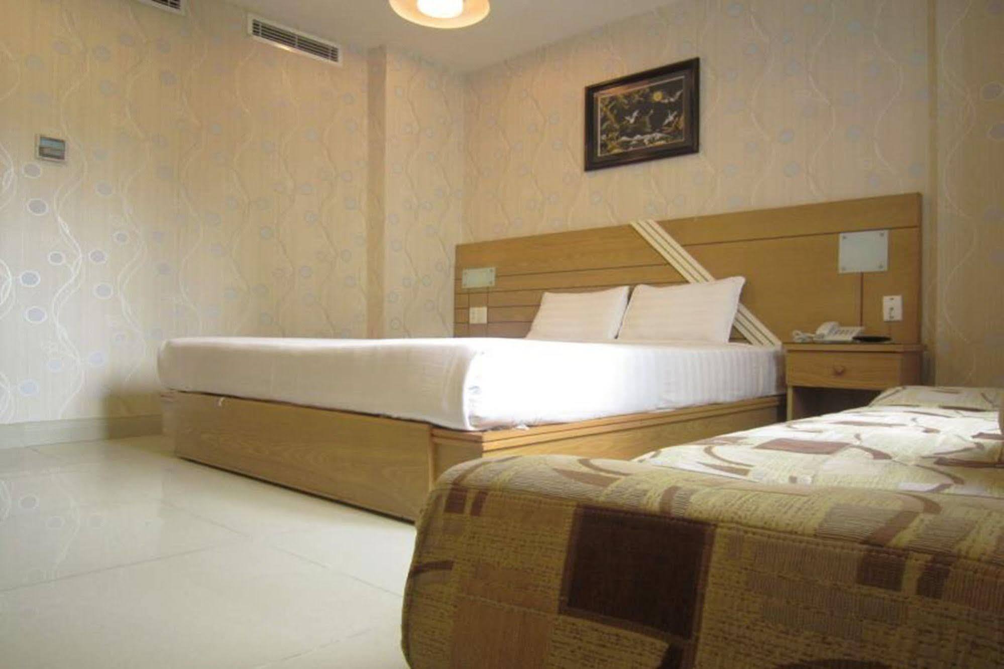 Song Anh Hotel 1 Хошимін Екстер'єр фото