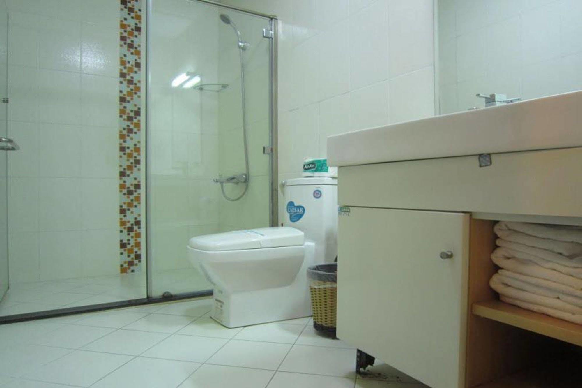 Song Anh Hotel 1 Хошимін Екстер'єр фото
